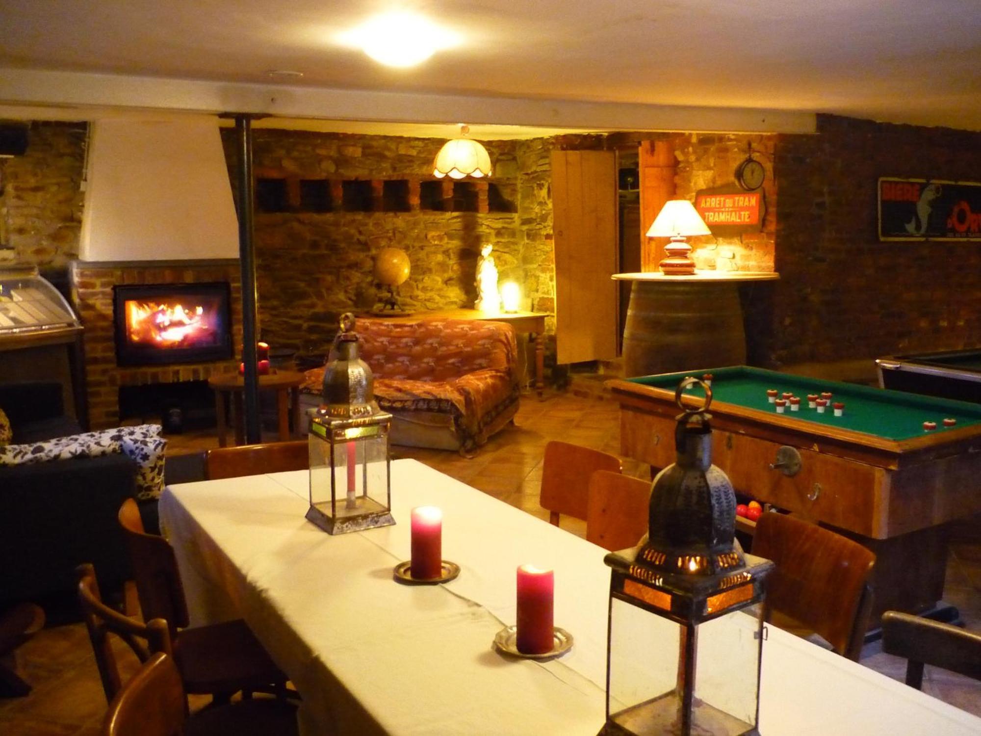 B&B Les Trois Voisins Bourseigne-Vieille 외부 사진