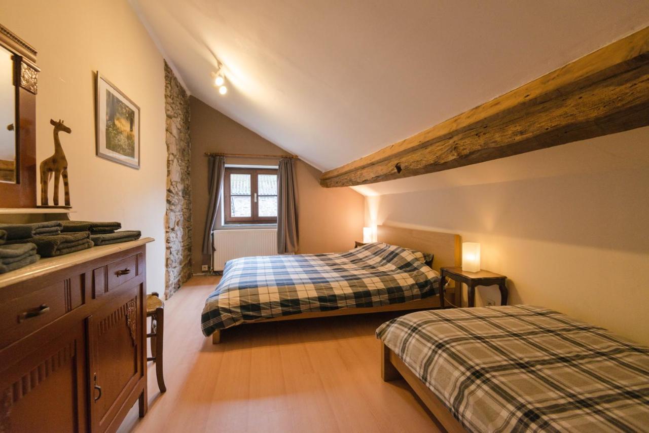 B&B Les Trois Voisins Bourseigne-Vieille 외부 사진