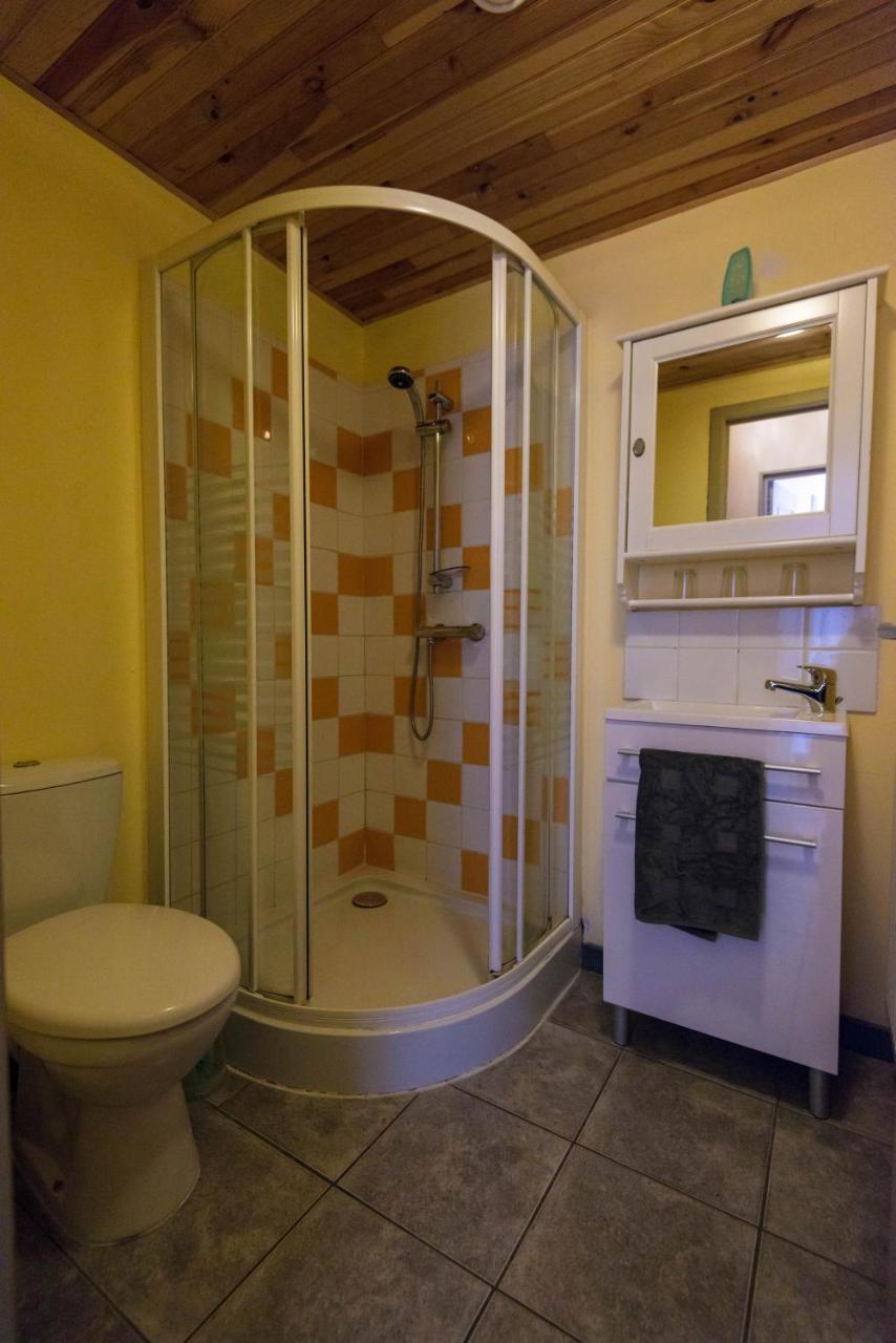 B&B Les Trois Voisins Bourseigne-Vieille 외부 사진