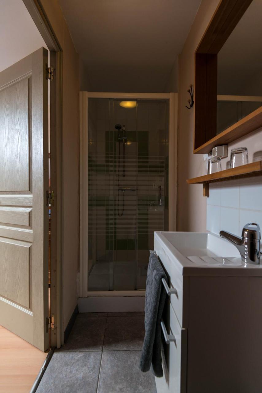 B&B Les Trois Voisins Bourseigne-Vieille 외부 사진